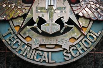 schools in cebu city|Cebu Aeronautical Technical School .